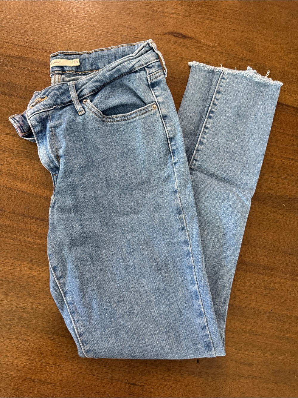 Levi 711 skinny Jeans